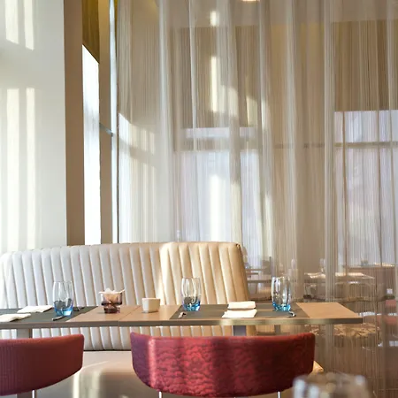 Hotel Novotel Centrum 4*