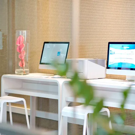 Novotel Centrum Отель 4*