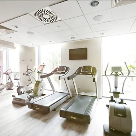 Отель Novotel Centrum