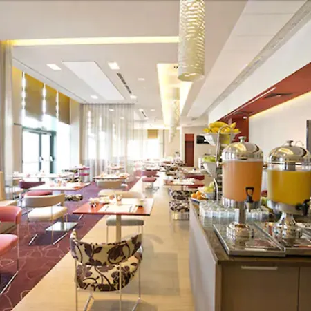 Novotel Centrum 4*