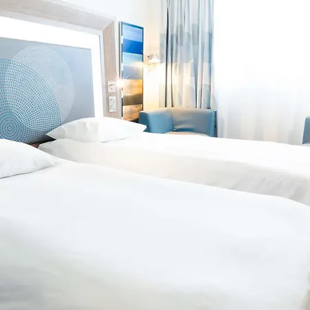 Novotel Centrum Hotel 4*