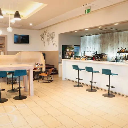 Novotel Centrum Hotel 4*