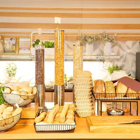 Novotel Centrum Отель