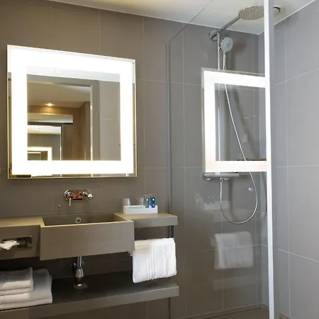 Novotel Centrum Hotel 4*