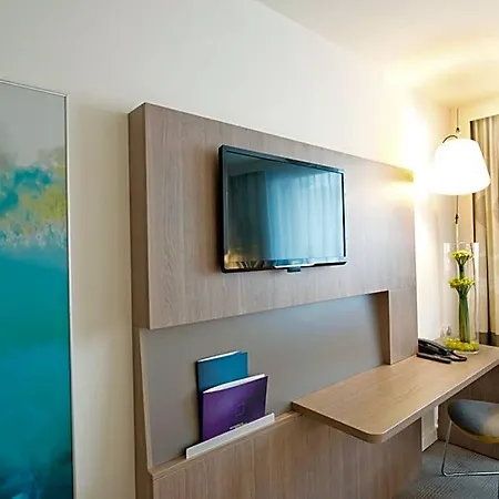 ホテル Novotel Centrum 4*