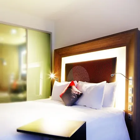 Novotel Centrum 4*