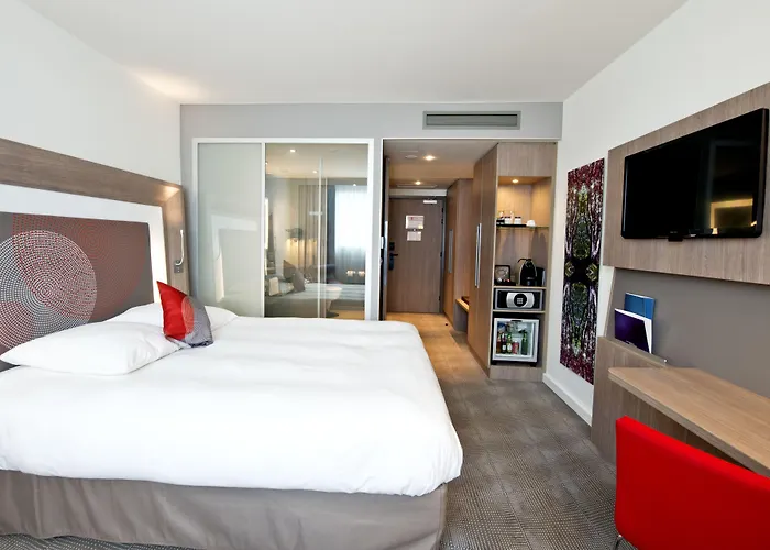 Отель Novotel Centrum 4*