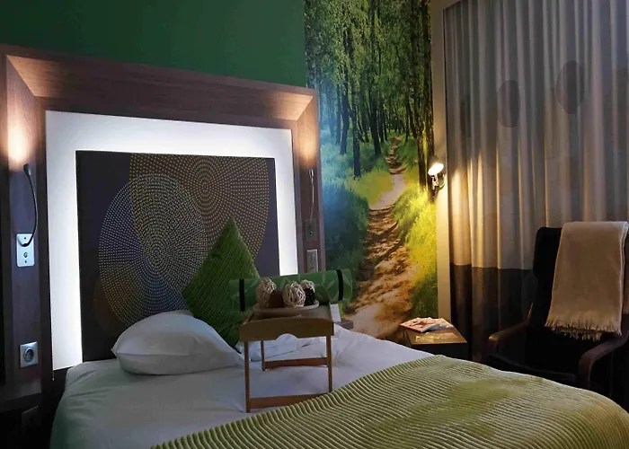 فندق Novotel Centrum 4*