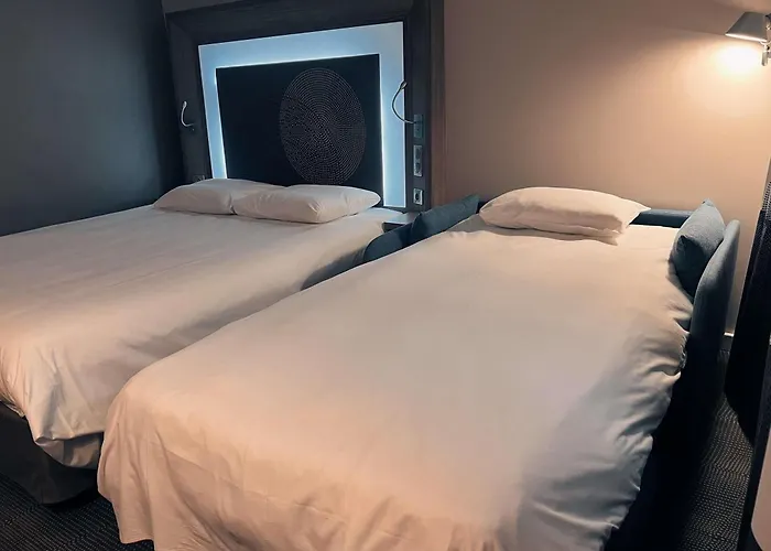 Отель Novotel Centrum 4*